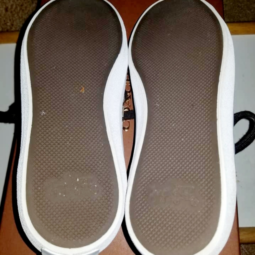 Coach Women's Empire Outline Sig C/Nap Low Top Khaki Sneaker - Picture 4 of 5